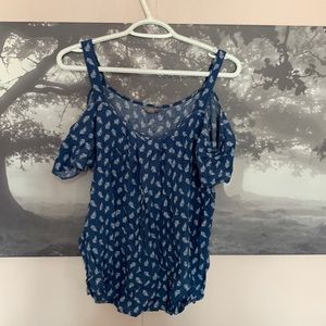 Denver Hayes cold shoulder blue blouse L